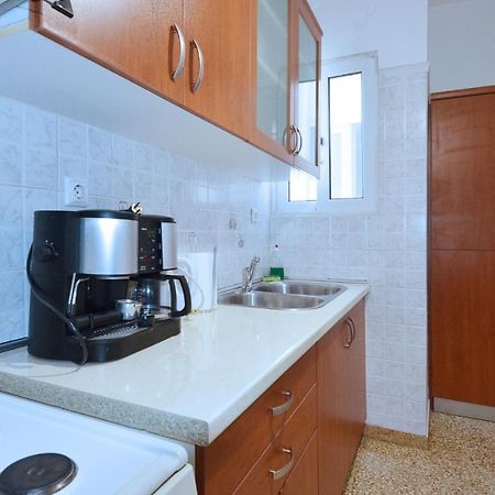 Apartment In The Heart Of Athens Next To Metro ภายนอก รูปภาพ