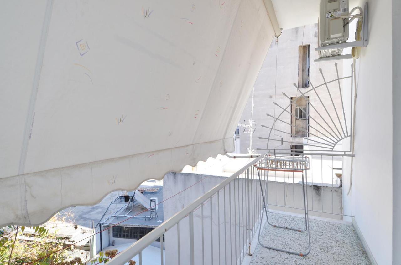 Apartment In The Heart Of Athens Next To Metro ภายนอก รูปภาพ